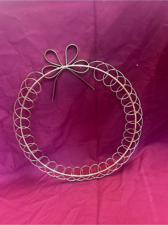 None Other - Vintage Gold Metal Bow Wreath